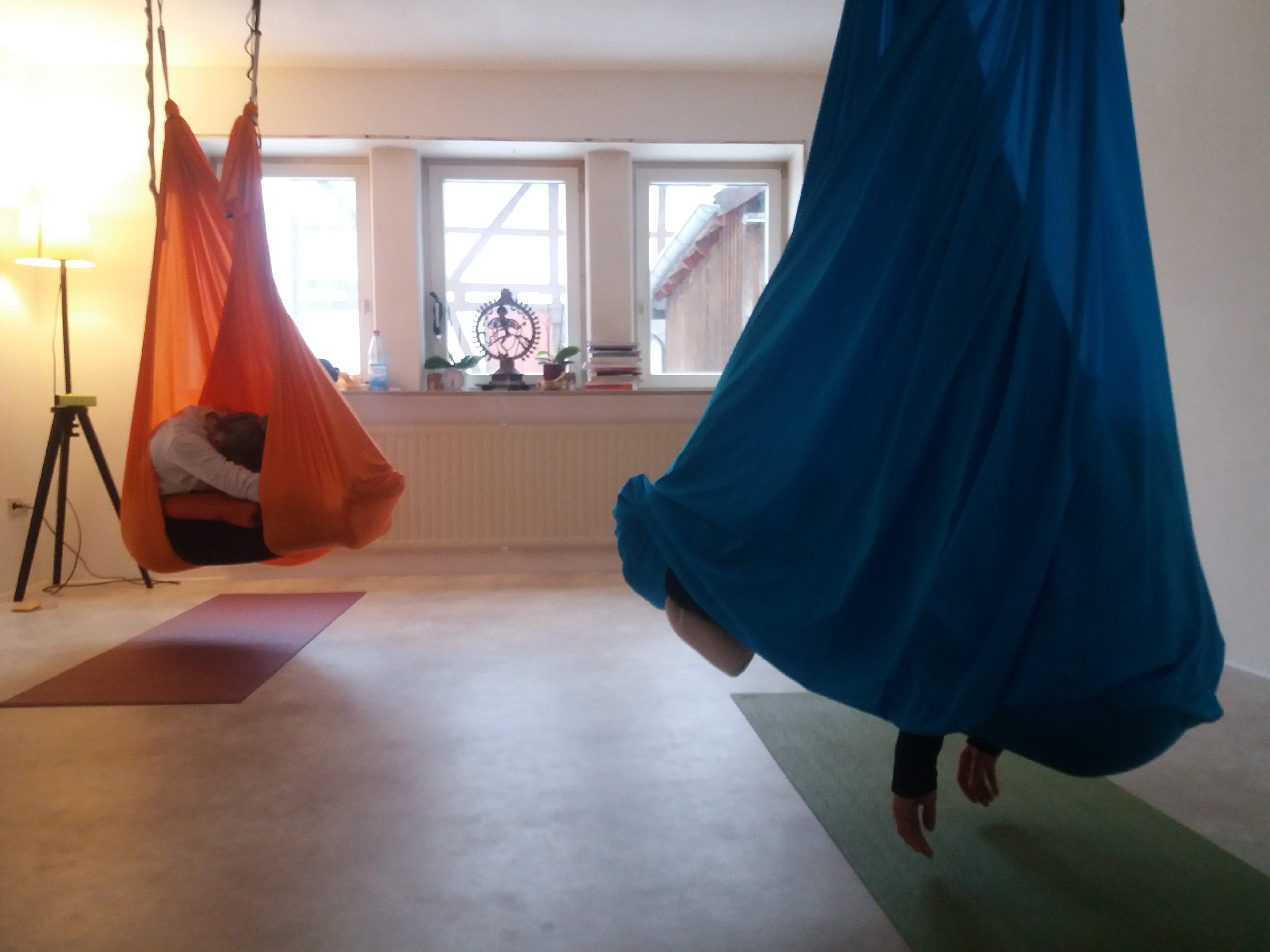 Aerial Yin Yoga in Schlitz Aerial Yin Yoga in Schlitz